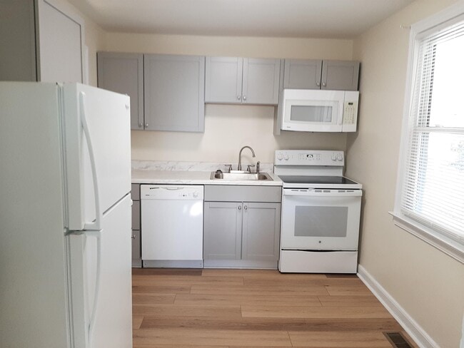 Photo - 437 Lenox Ave