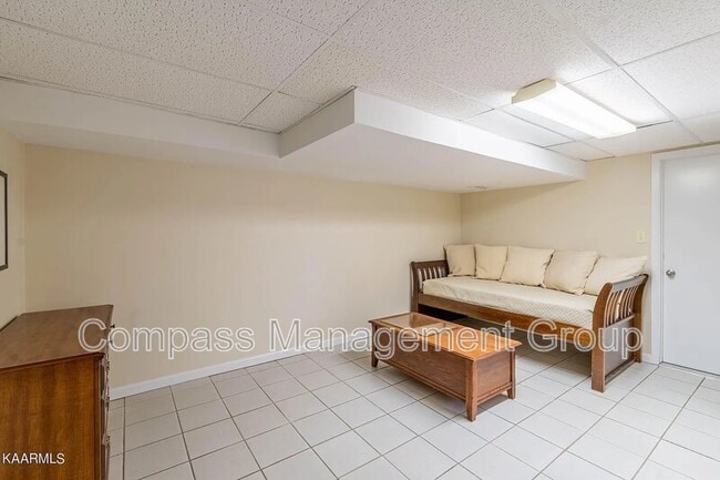 Photo - 4320 Scarlett Ln SE