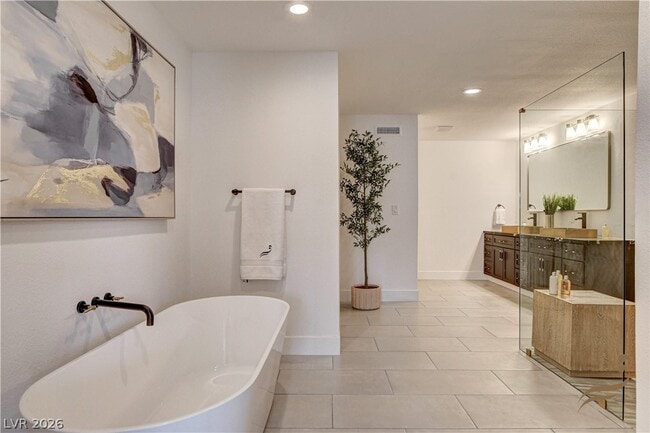 Photo - 2685 S Tenaya Way