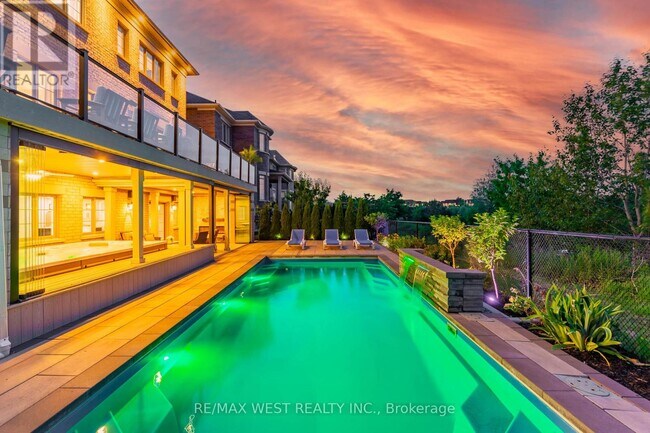 Photo - 175 Woodgate Pines Dr