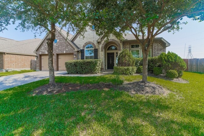 Building Photo - 13803 Royal Ridge Dr Rental