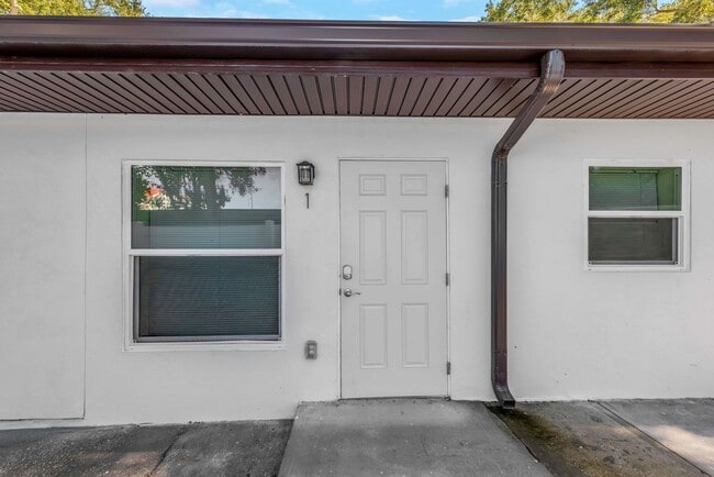 79 Patricia Ave Unit 79 Patricia Unit 1