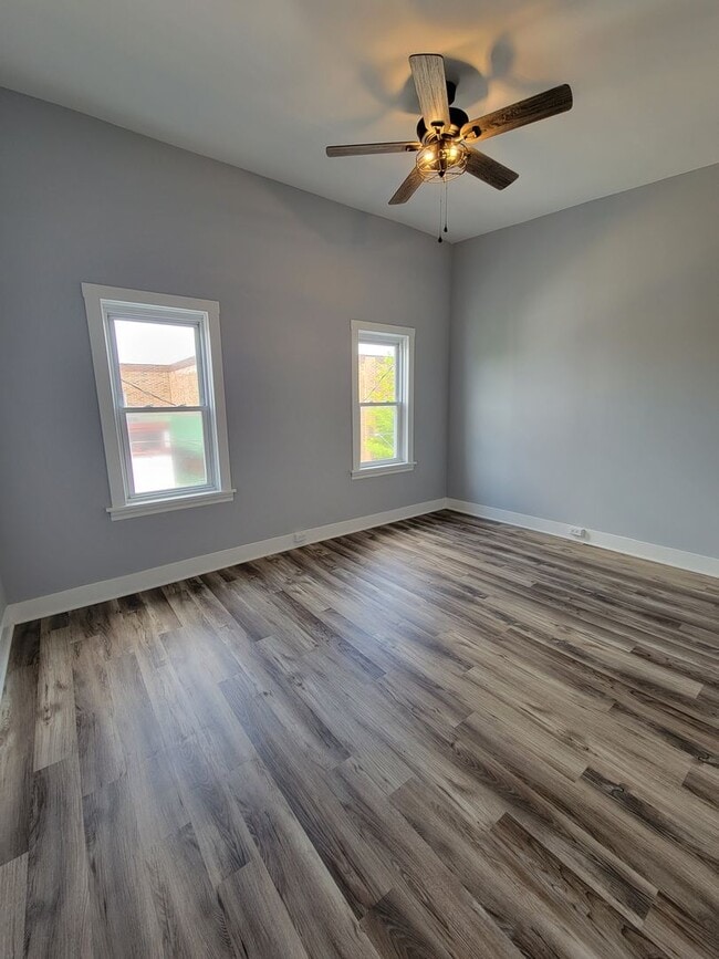 Photo - 510 E Fulton St