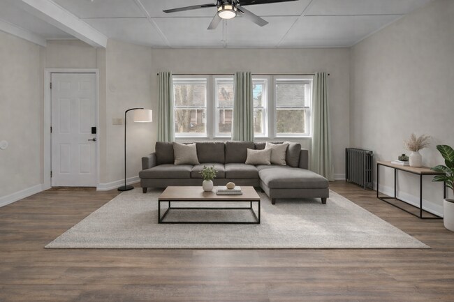 Photo - 1005-1007 N Aurora St, LLC Unit 1