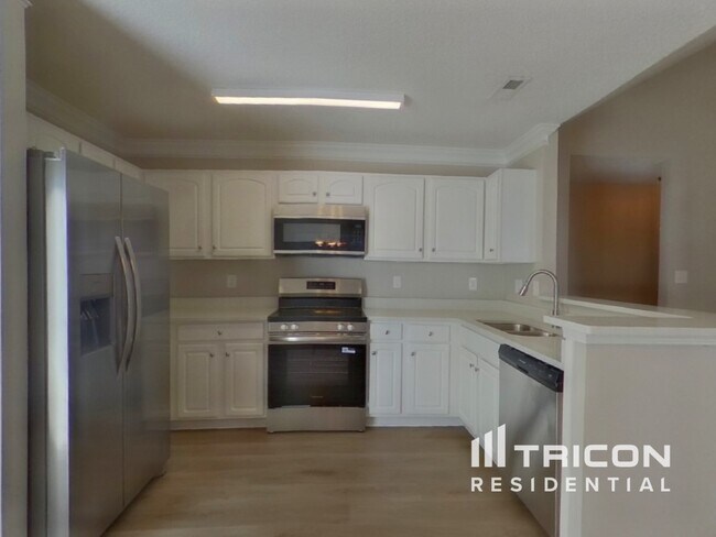 Photo - 2113 Sebastiani Dr