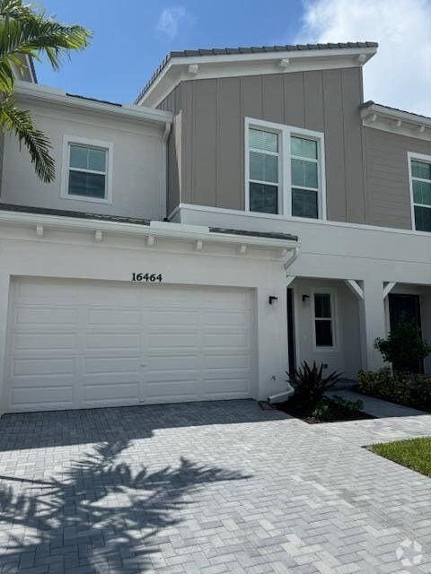 Building Photo - 16464 Helix Ct Rental