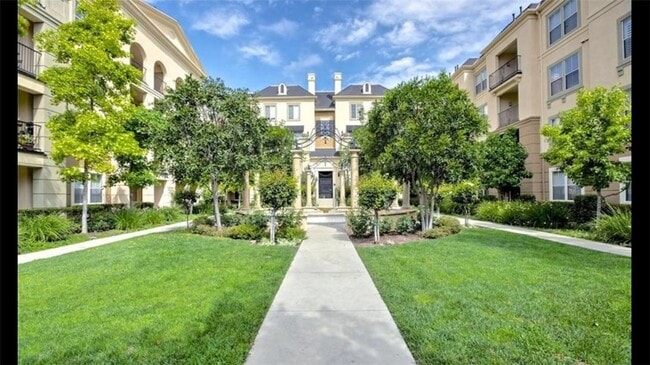 Photo - 2266 Watermarke Pl