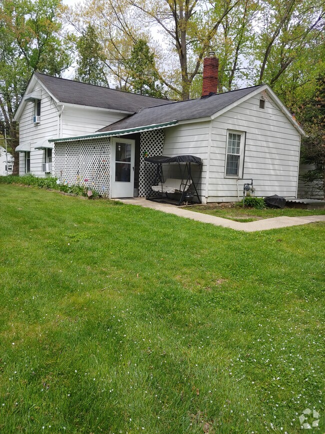 Building Photo - 9971 Aurora Hudson Rd Unit Streetsboro Rental