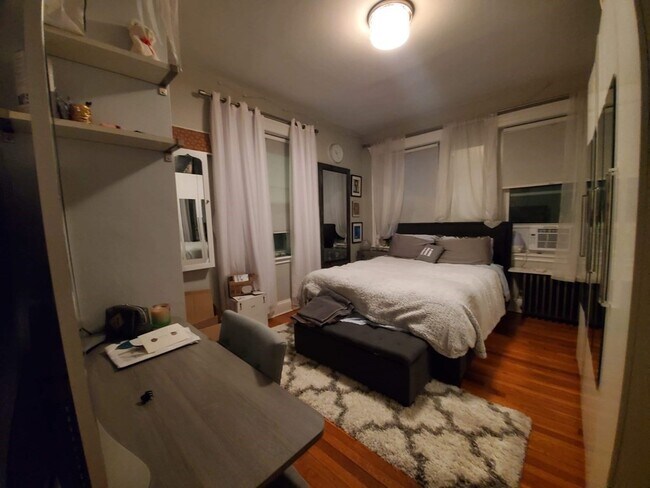 Photo - 72 Strathmore Rd Unit 2B