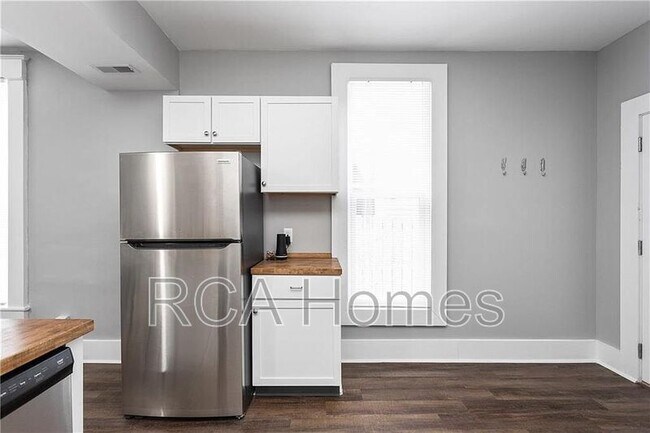 Photo - 1024 Orange St