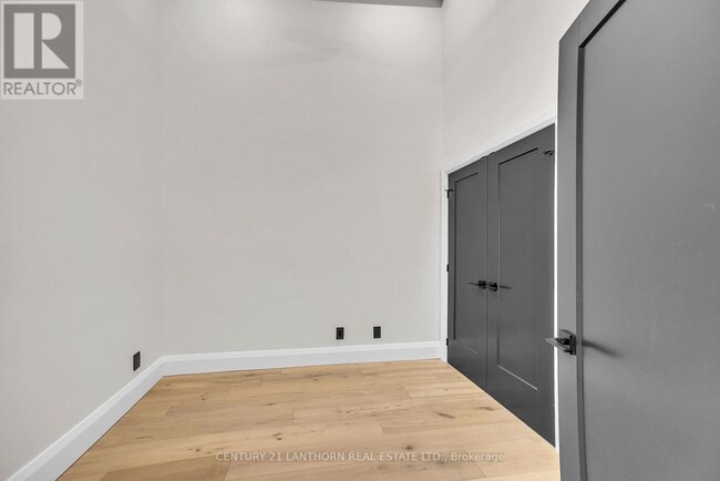 Photo - 38 Front St Unité # 1