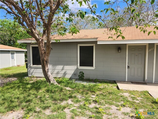 Photo - 1802 Avenue H D Ave