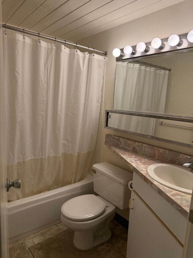 Photo - 2860 Waialae Ave Unit 2860