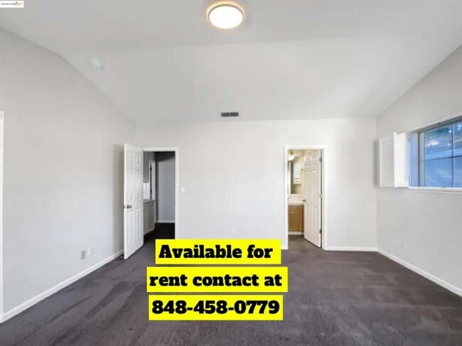 Photo - 51 Village Square Pl