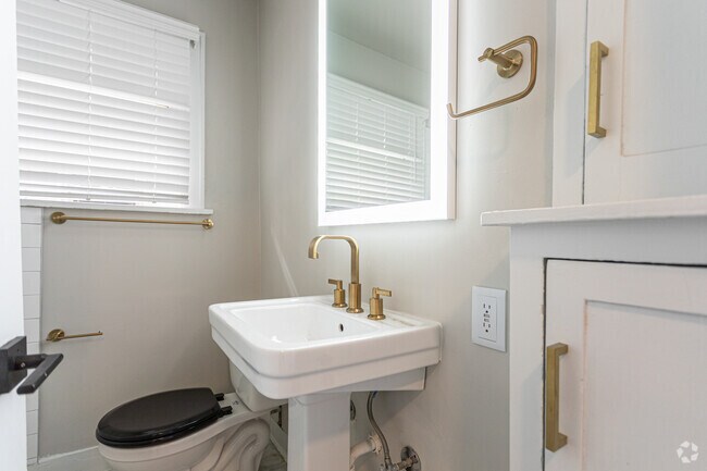 Photo - Lincoln Arms