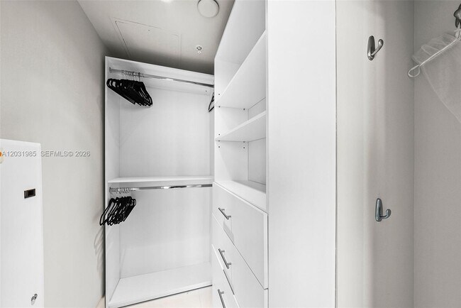 6899 Collins Ave Unit 1903