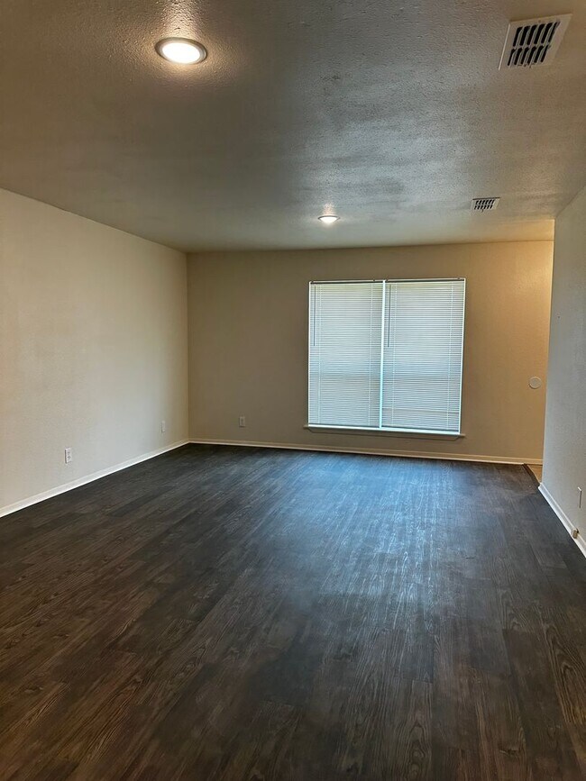 Photo - 312 Tammy Lynn Dr Unidad B