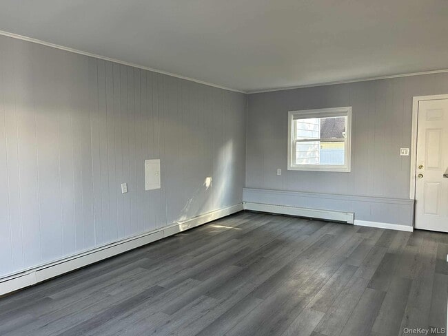 Photo - 344 Van Buren St