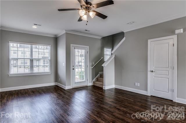 Photo - 352 Halton Crossing Dr SW