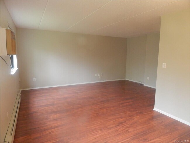 Photo - 120 N Rte 303 Unidad 6