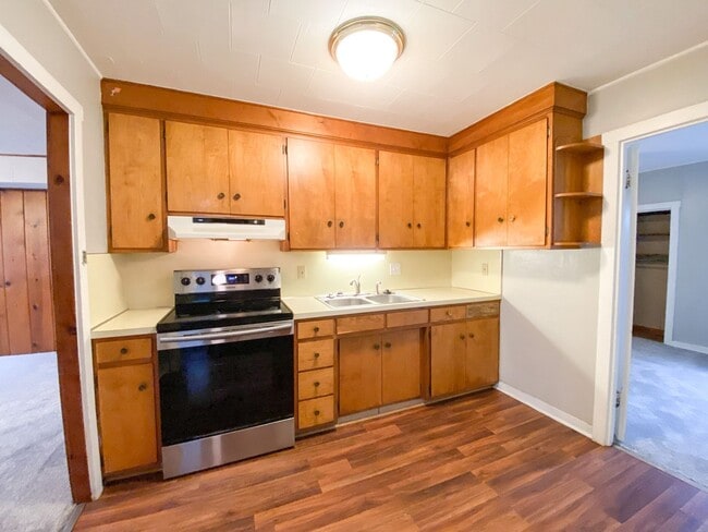 Photo - One Plus Bedroom House For Rent!