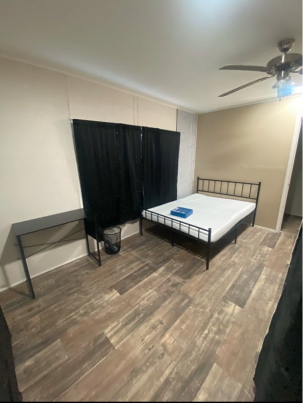 Photo - 325 Robin Ln