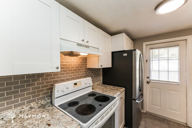 Photo - 2844 Homewood St