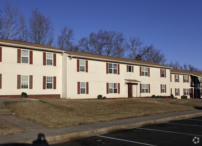 Building Photo - Eastgate Apartments