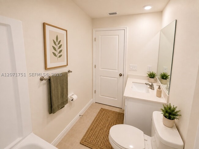 Photo - 17293 Cantu Ct