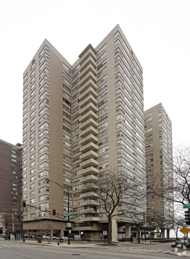 Primary Photo - Shoreline Towers Condominiums