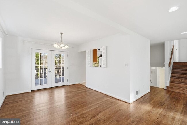 Photo - 7821 Cayuga Ave