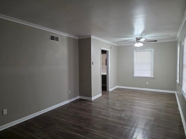 Photo - 3602 Gowan Dr