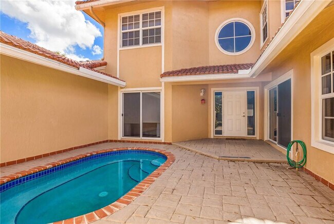 Photo - 4106 Carriage Dr