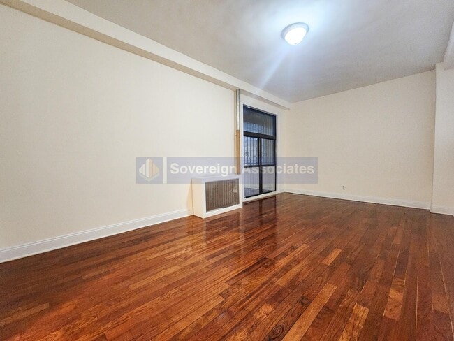Photo - 260 Convent Ave Unit 3