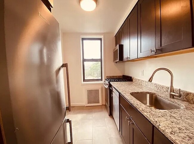 Photo - 1623 3rd Ave