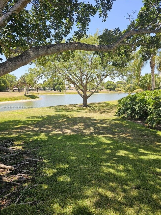Photo - 3470 Pinewalk Dr N Unit 221