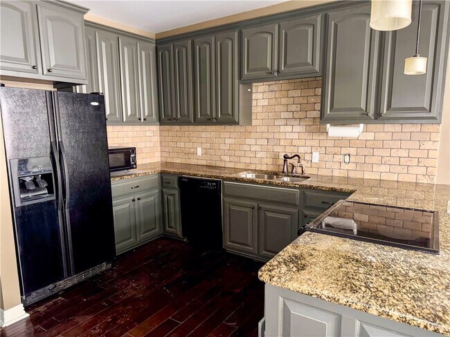 21 E Center St Unit 203