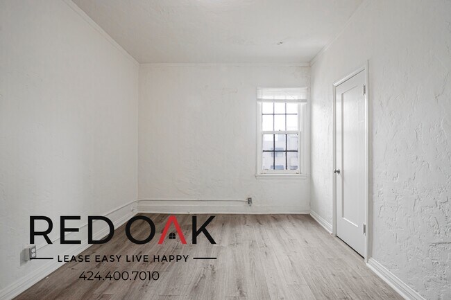 Photo - 329 S Manhattan Pl Unit 301