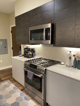 Photo - 45 Burnett St Unit 105