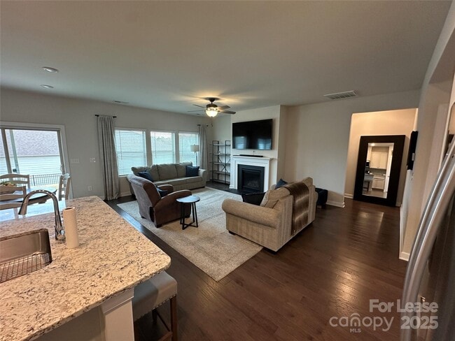 Photo - 4165 Canopy Creek Dr