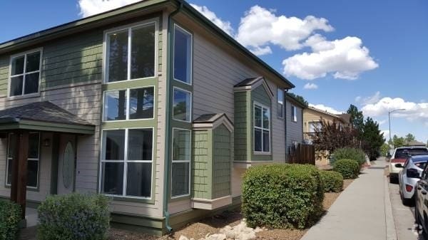Building Photo - 1396 E Scarlet Dr Rental
