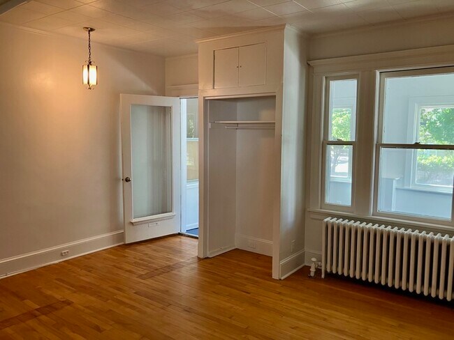 Photo - 714 Magill Ave