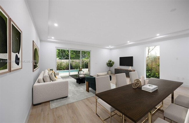 Photo - 3162 Plaza St