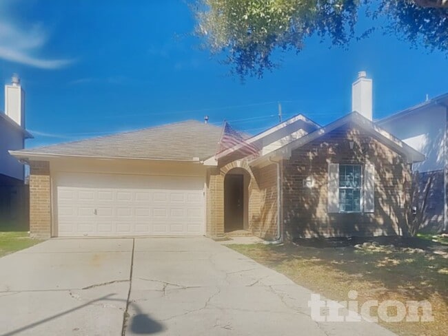 Building Photo - 29418 Fox River Dr
