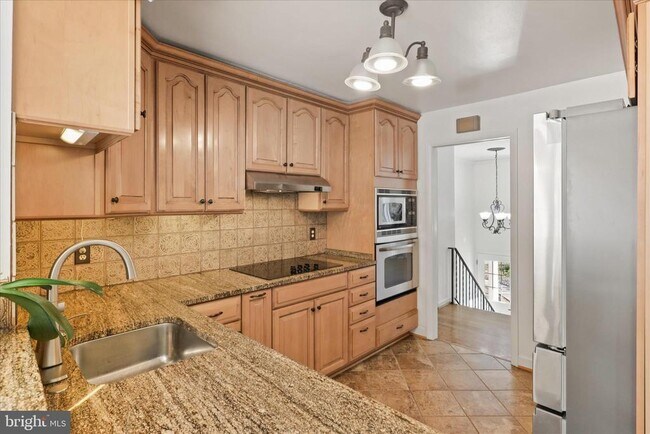 Photo - 3838 Glenbrook Rd