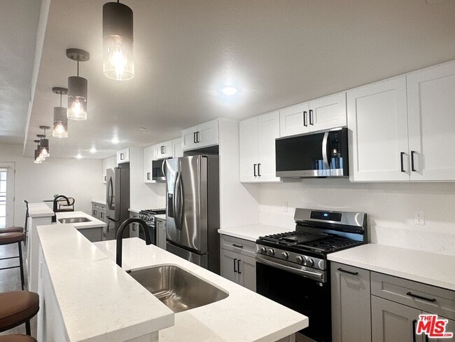 Photo - 1312 Mariposa Ave