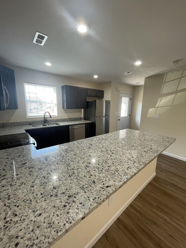 Photo - 923 Warrior Hill Dr