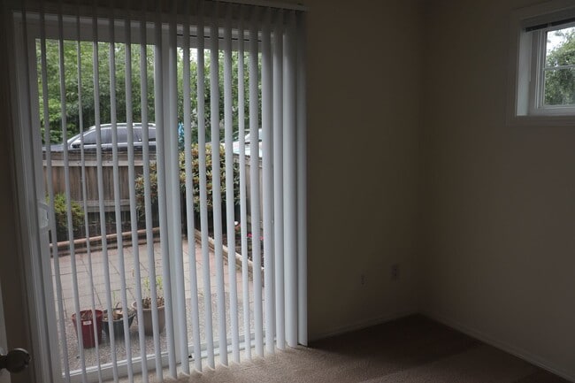 Photo - Beautiful 2 Bed/2 Bath Townhouse in Pinehu...