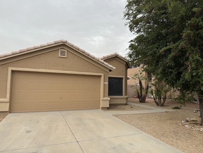 Photo - Arrowhead 3/2 with Garage
