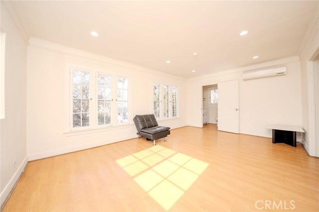 Building Photo - 736 S Gramercy Dr